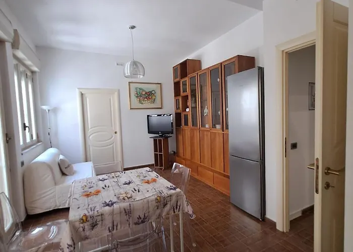 Emily's Place Апартаменты *